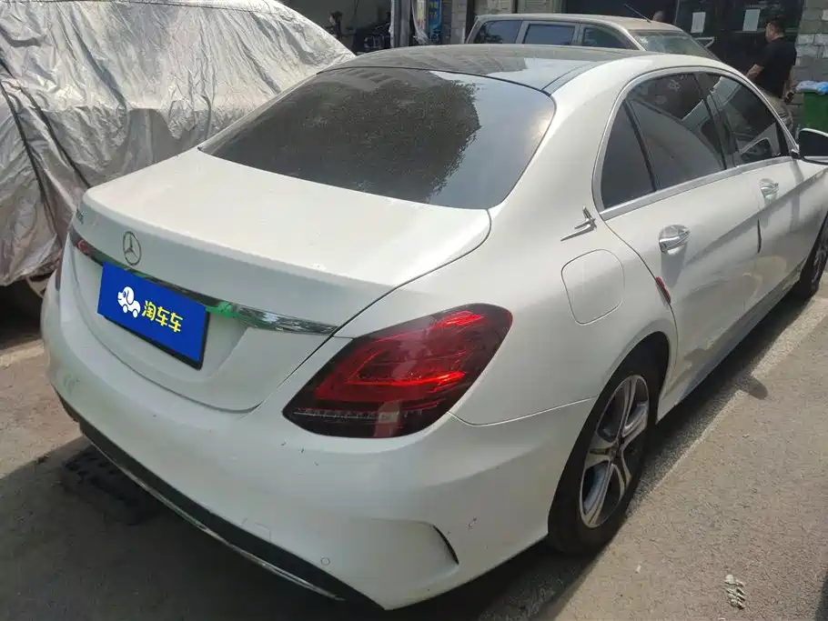 Mercedes-Benz C-Class 2020