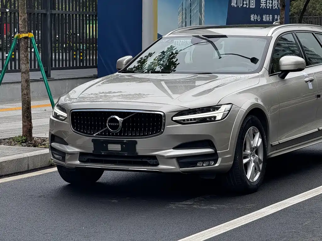 Volvo V90 2019 — фото 2