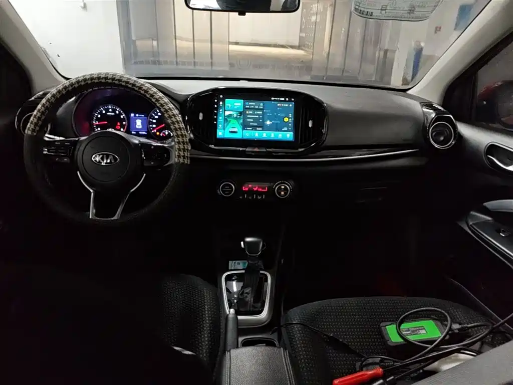 Kia KX1 2020 — фото 16