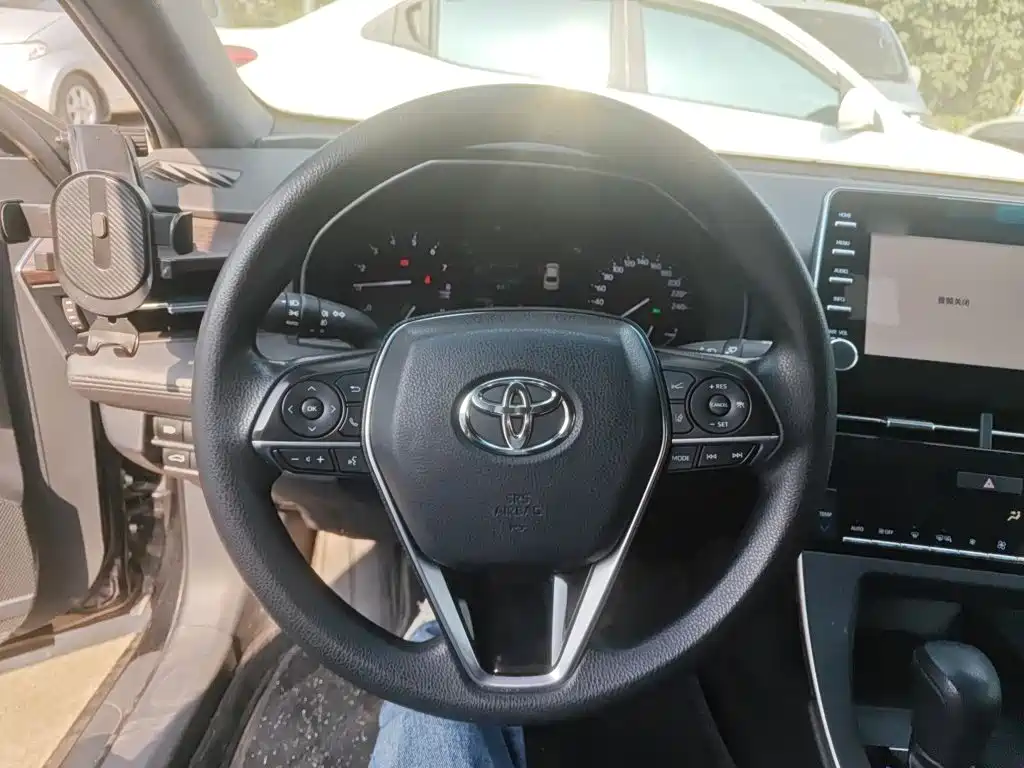 Toyota Avalon 2020