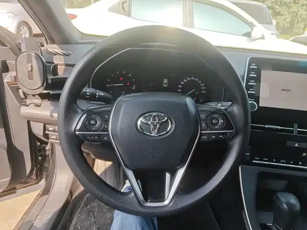 Toyota Avalon 2020
