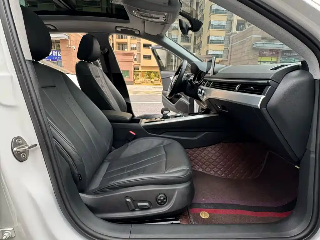 Audi A4L 2019