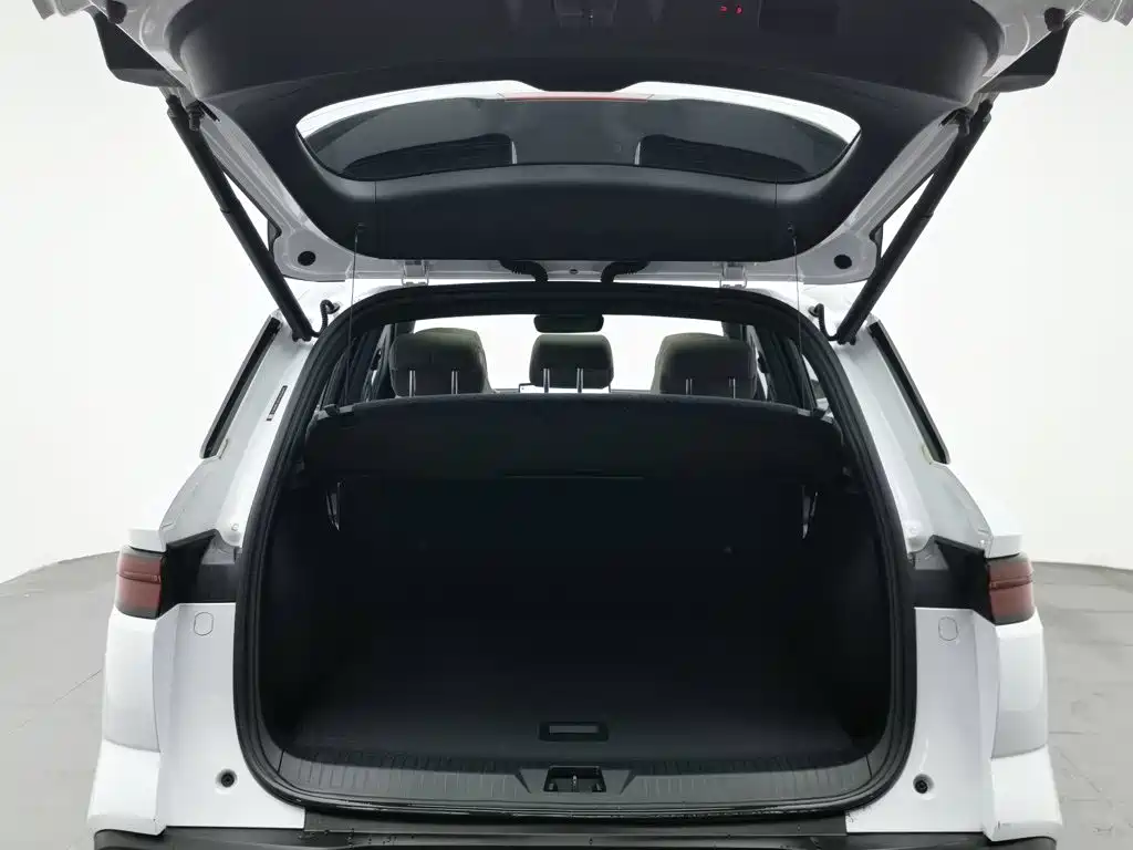 BYD Song Pro New Energy 2023 — фото 16
