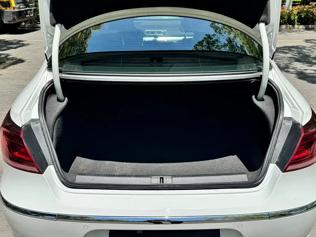 Volkswagen CC 2016 — фото 13