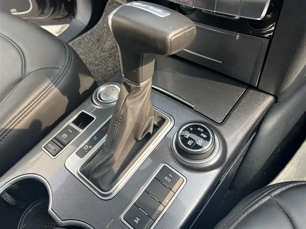 Haval H9 2017 — фото 13