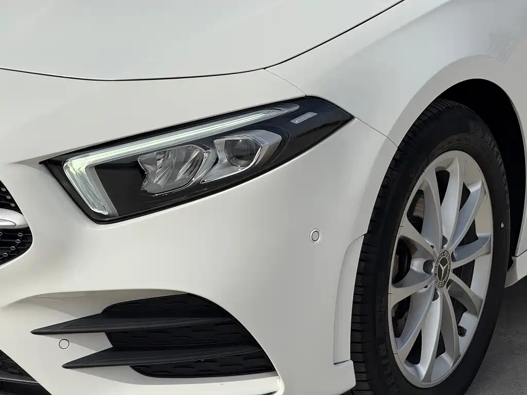 Mercedes-Benz A-Class 2021 — фото 11
