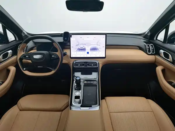 Geely Boyue L 2026