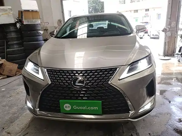 Lexus RX 2020