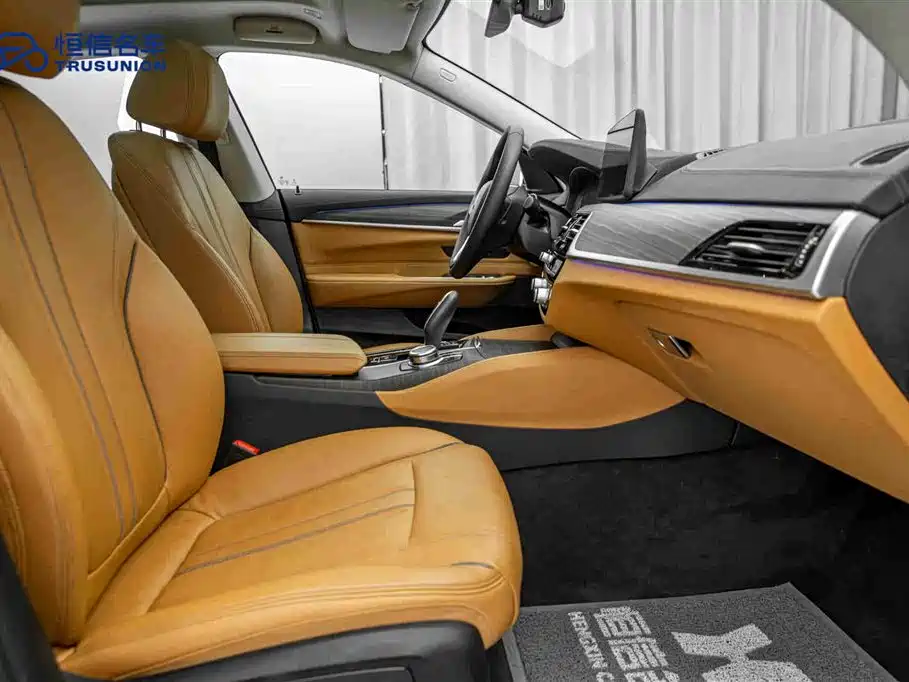 BMW 6 Series GT 2022 — фото 15
