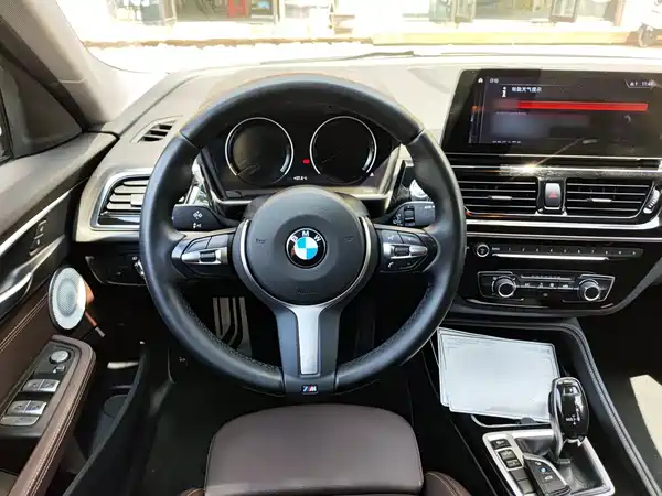 BMW 1 Series 2022