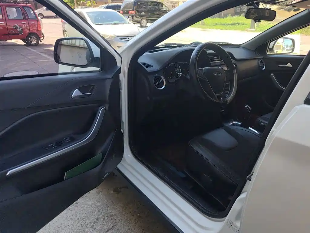 Chery Tiggo 3x 2018 — фото 12