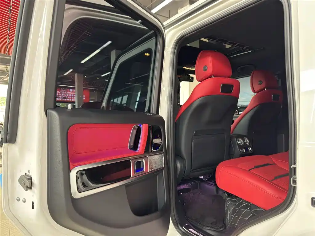 Mercedes-Benz G-Class AMG 2024 — фото 17