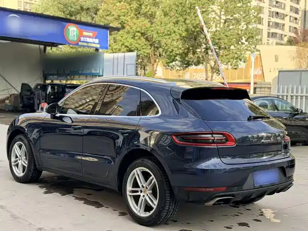 Porsche Macan 2014
