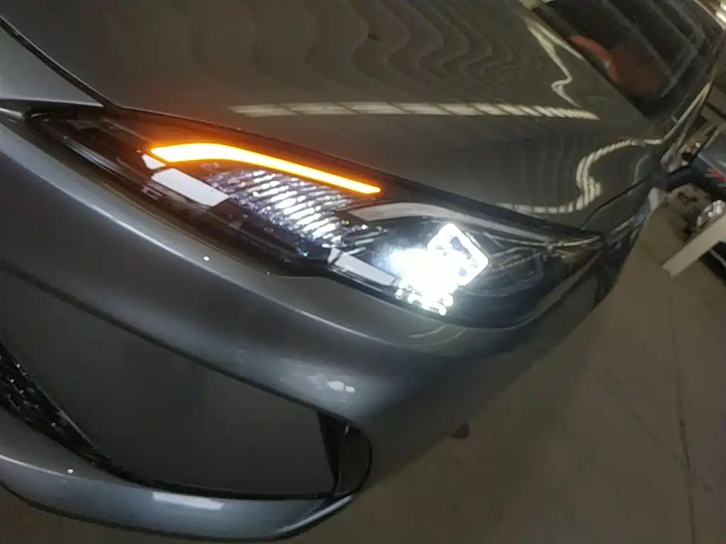 BYD Seal 05 DM-i 2025 — фото 24