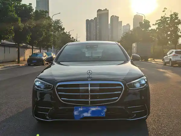 Mercedes-Benz S-Class 2023