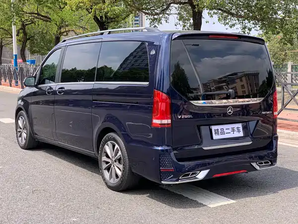 Mercedes-Benz V-Class 2022