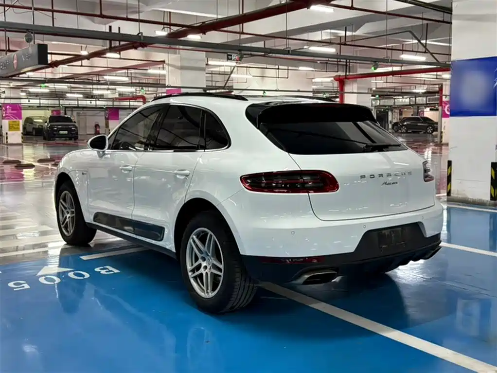 Porsche Macan 2016 — фото 29