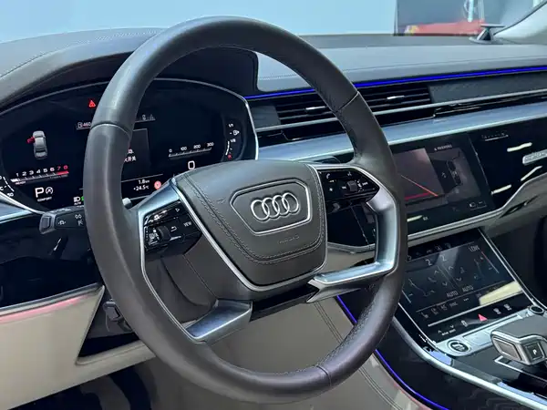 Audi A8 2025