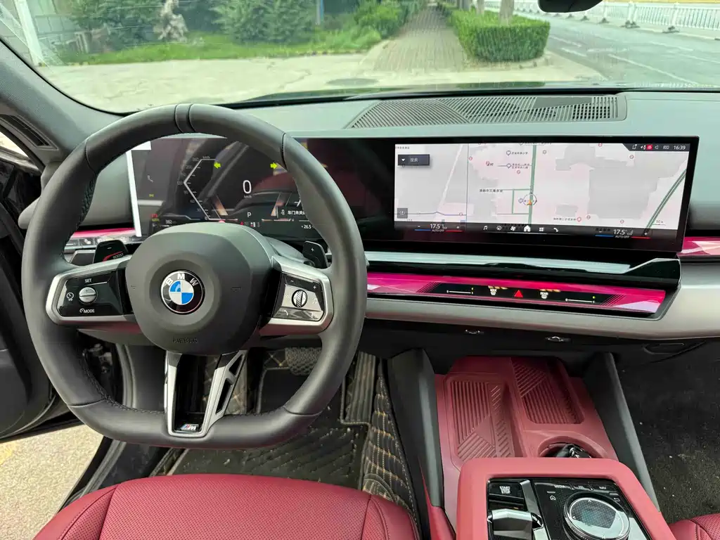BMW 5 Series 2026 — фото 11