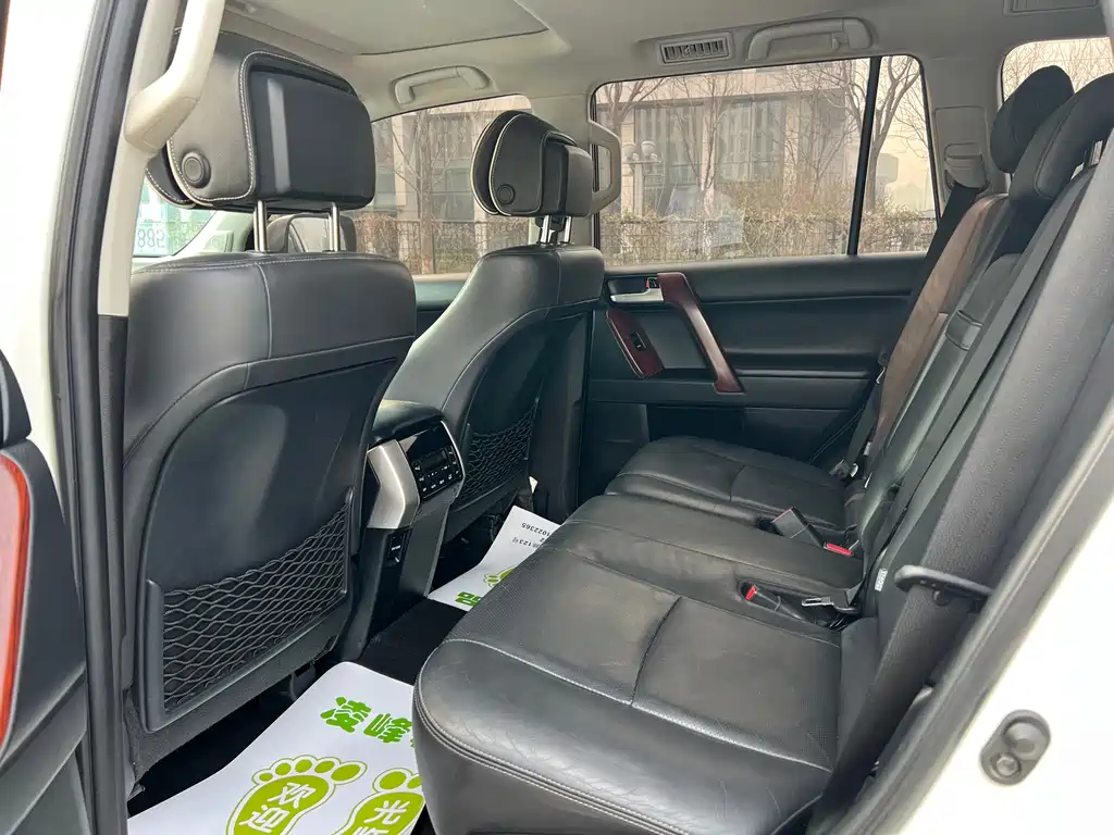 Toyota Prado 2018 — фото 10