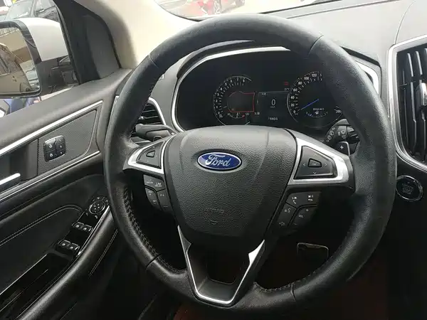 Ford Edge 2018