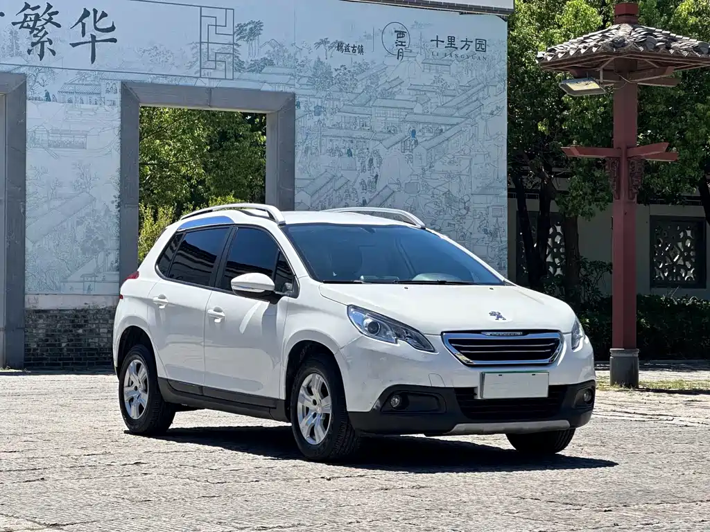 Peugeot 2008 2015 — фото 3