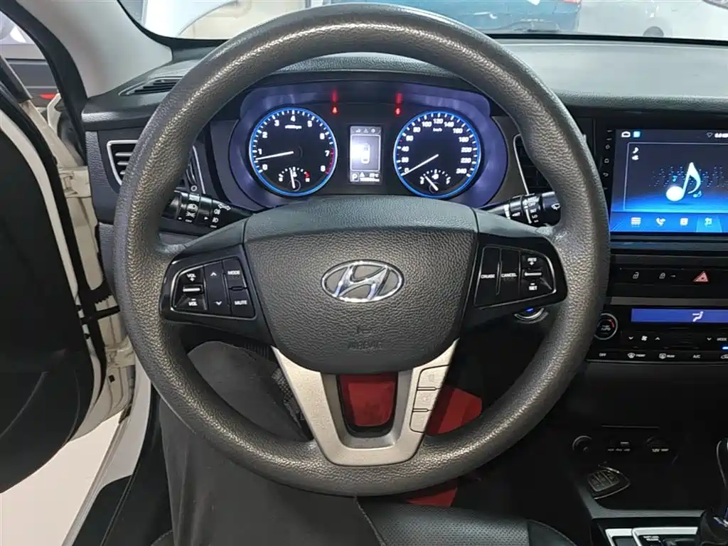 Hyundai Mistra 2016 — фото 11