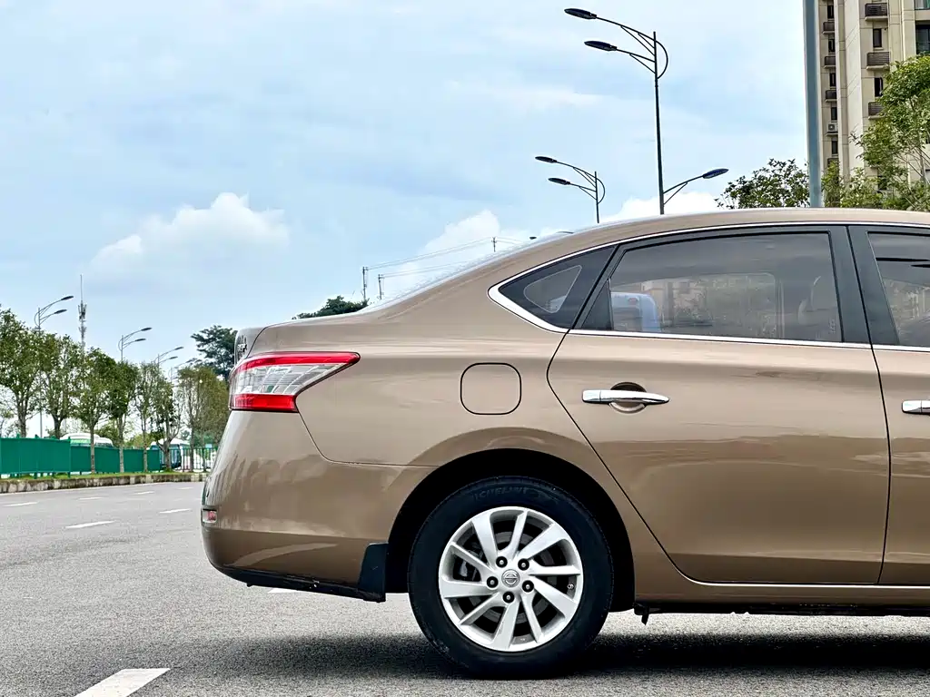 Nissan Sylphy 2015 — фото 11
