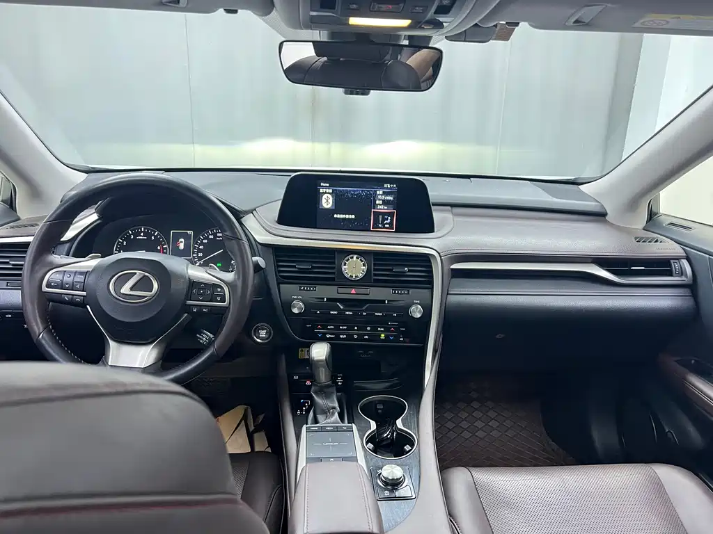 Lexus RX 2019 — фото 10
