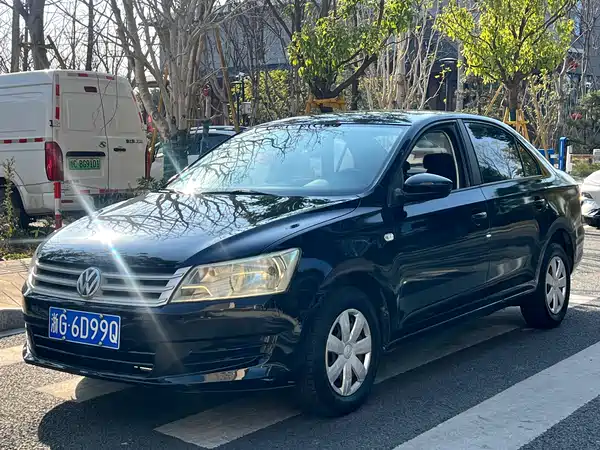 Volkswagen Santana 2013