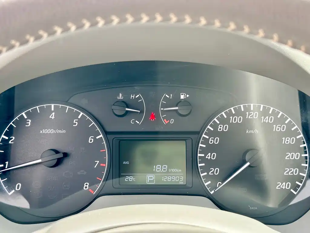 Nissan Sylphy 2015 — фото 43