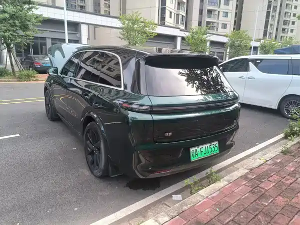 Li Auto L8 2023