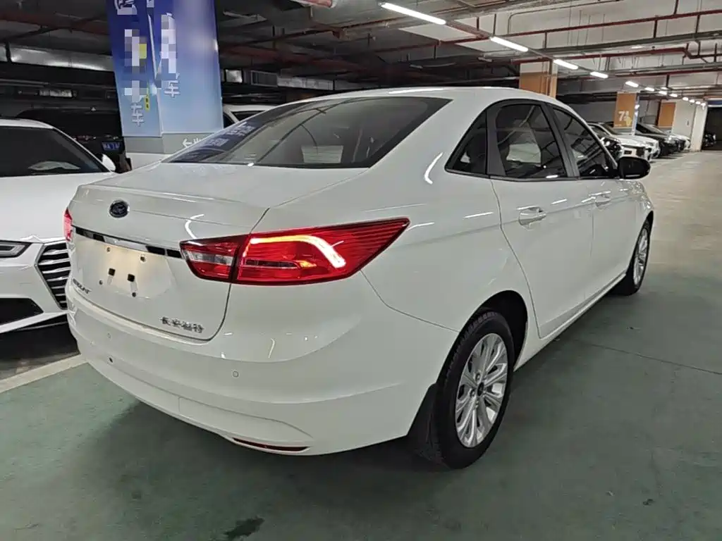 Ford Escort 2015
