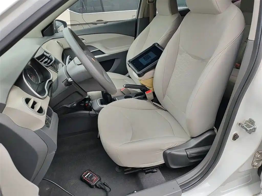 Chevrolet Sail 2015 — фото 15