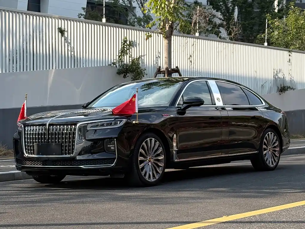 Hongqi H9 2022 — фото 1