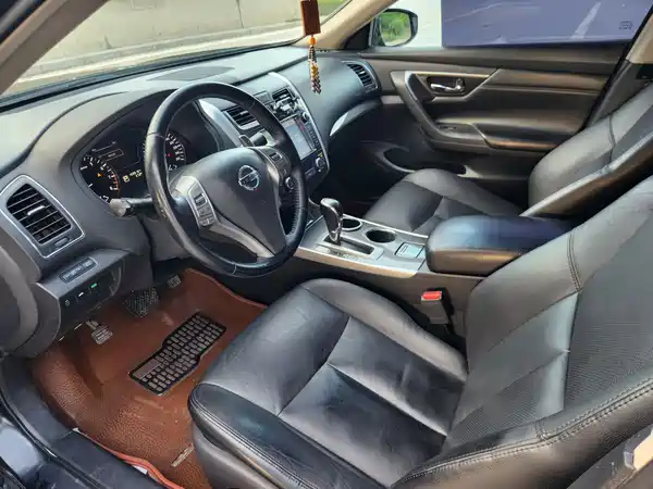 Nissan Teana 2013