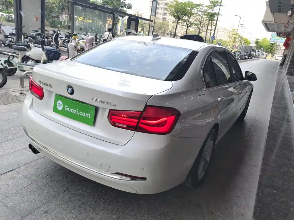 BMW 3 Series 2017