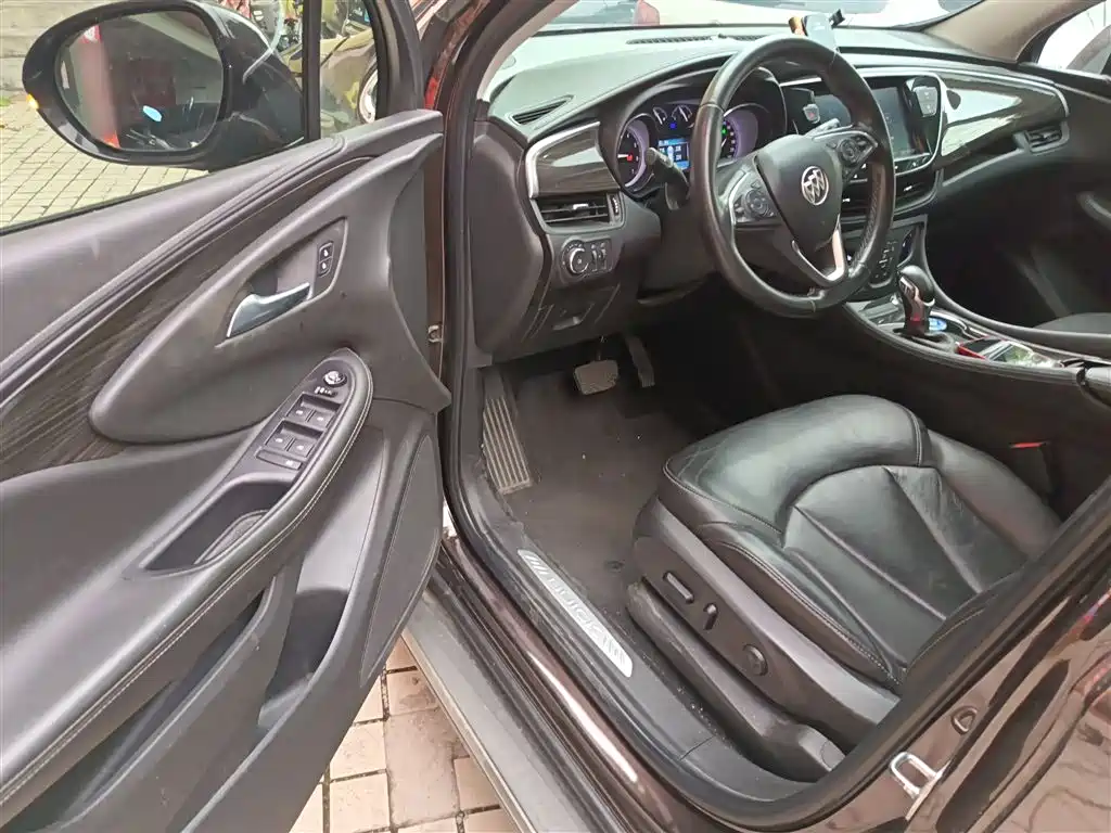 Buick Envision Plus 2020 — фото 12