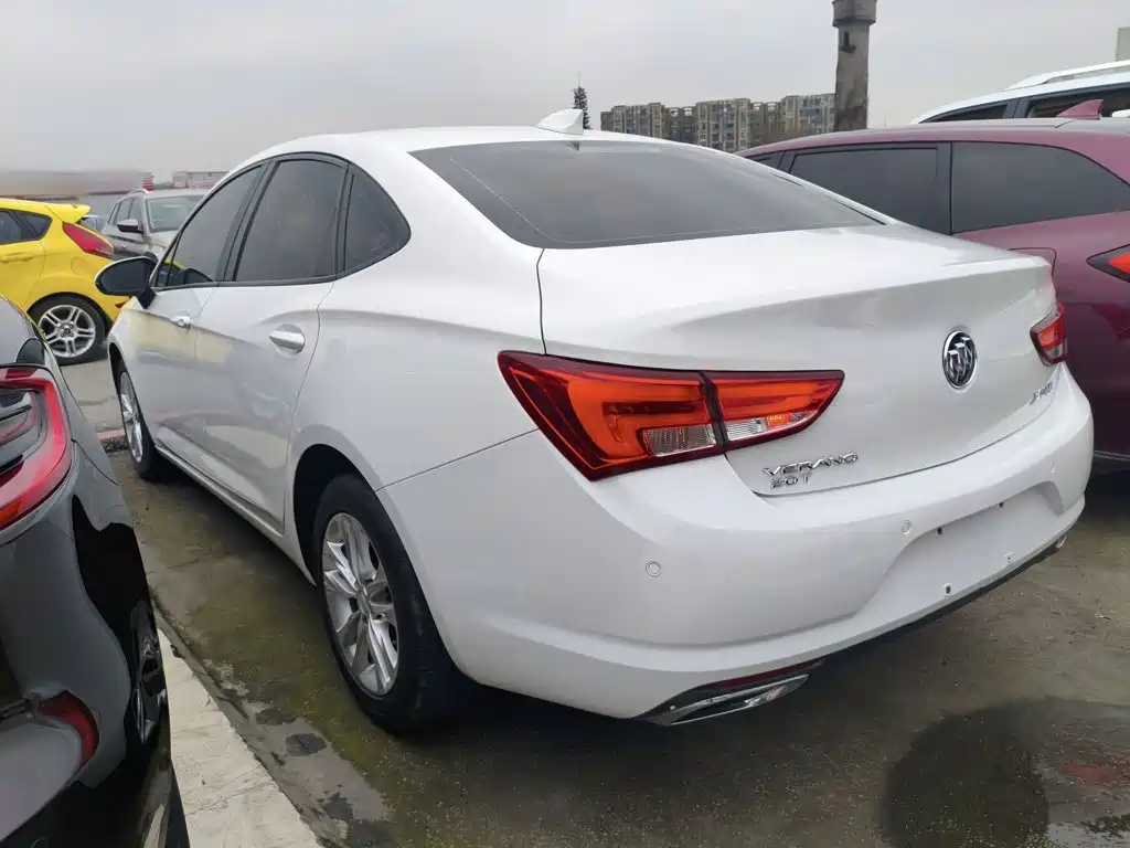 Buick Verano 2018 — фото 23