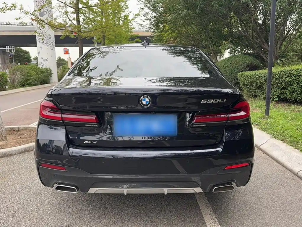 BMW 5 Series 2022