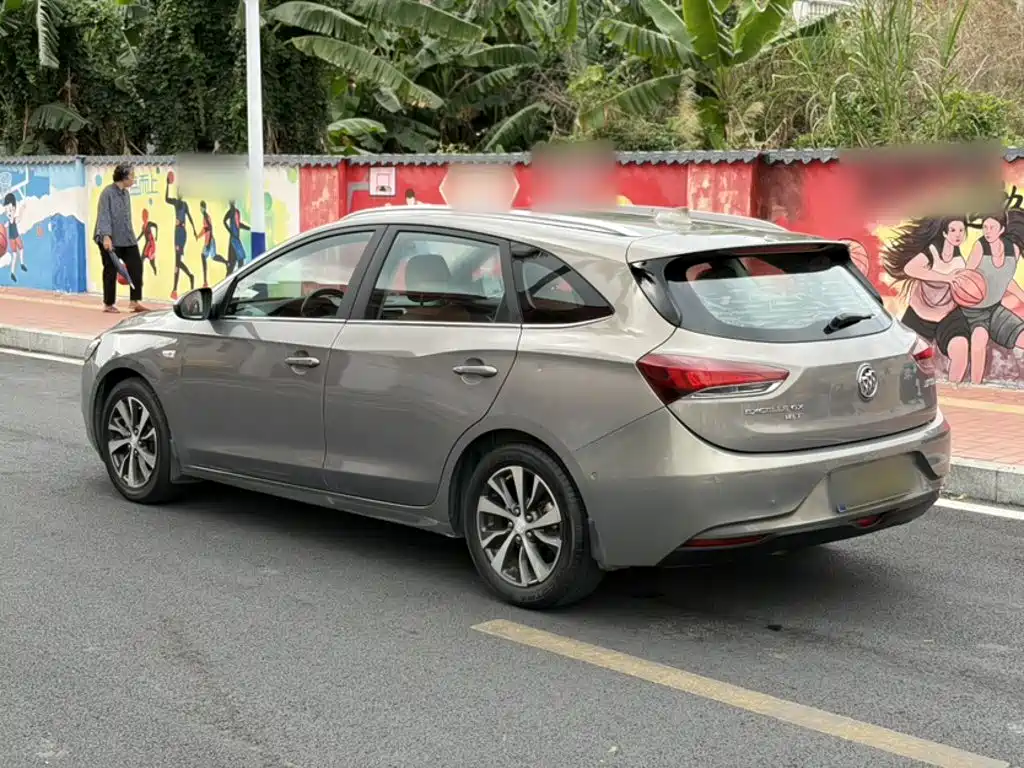 Buick Excelle 2018 — фото 11