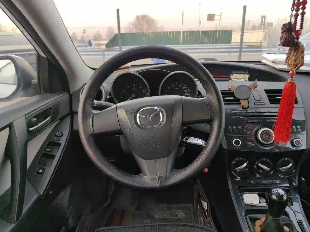 Mazda 3 Xingcheng 2015