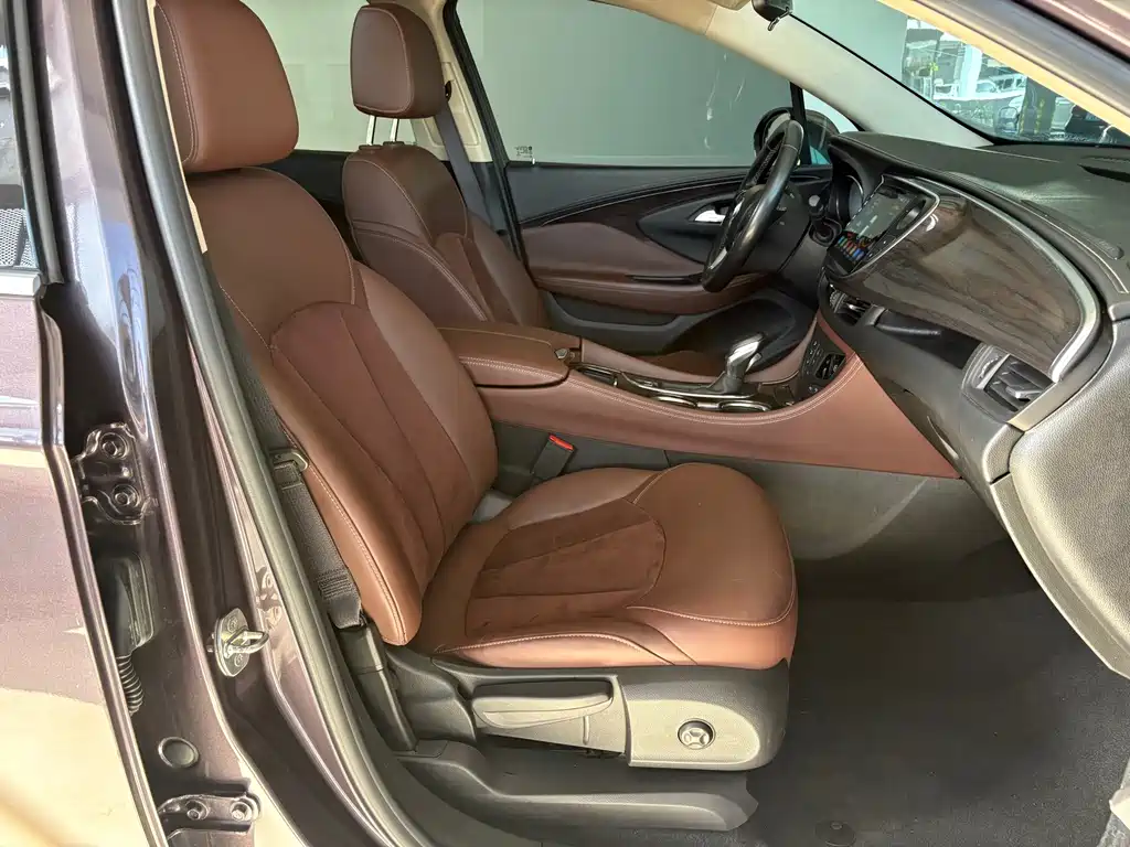 Buick Envision Plus 2017 — фото 9