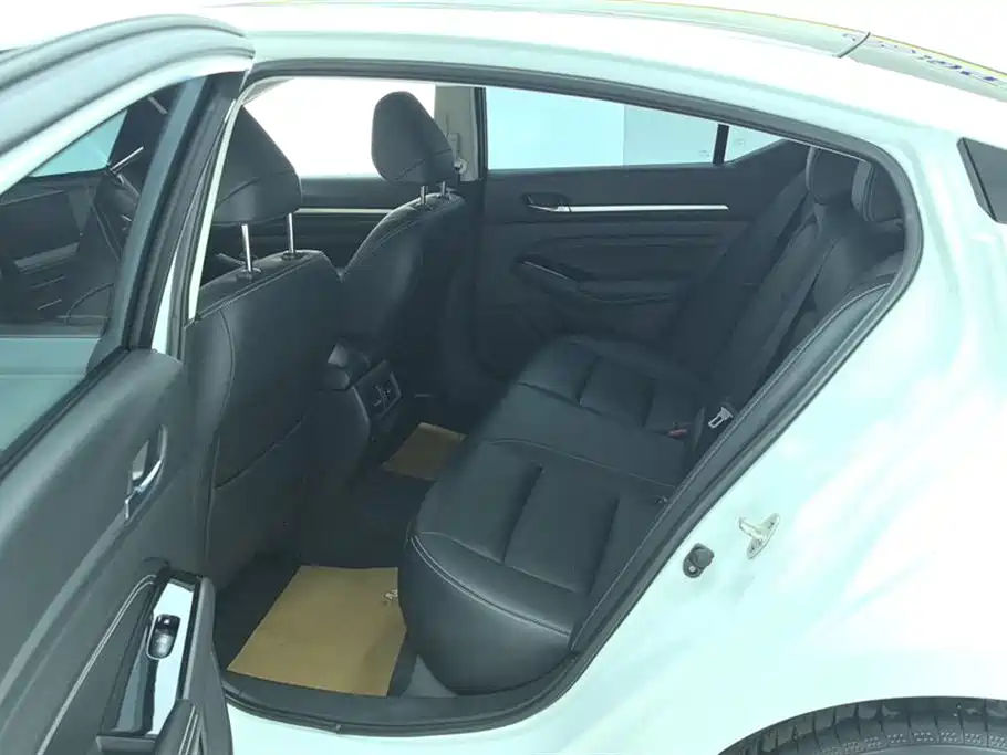 Nissan Teana 2022 — фото 11