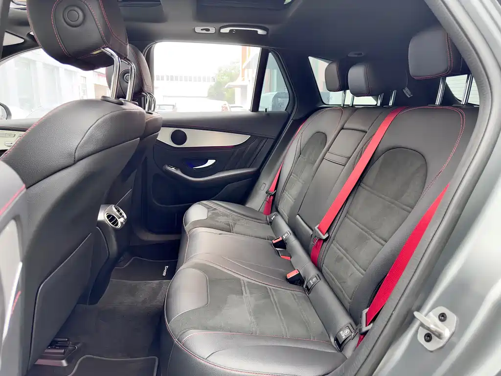 Mercedes-Benz GLC AMG 2023 — фото 8