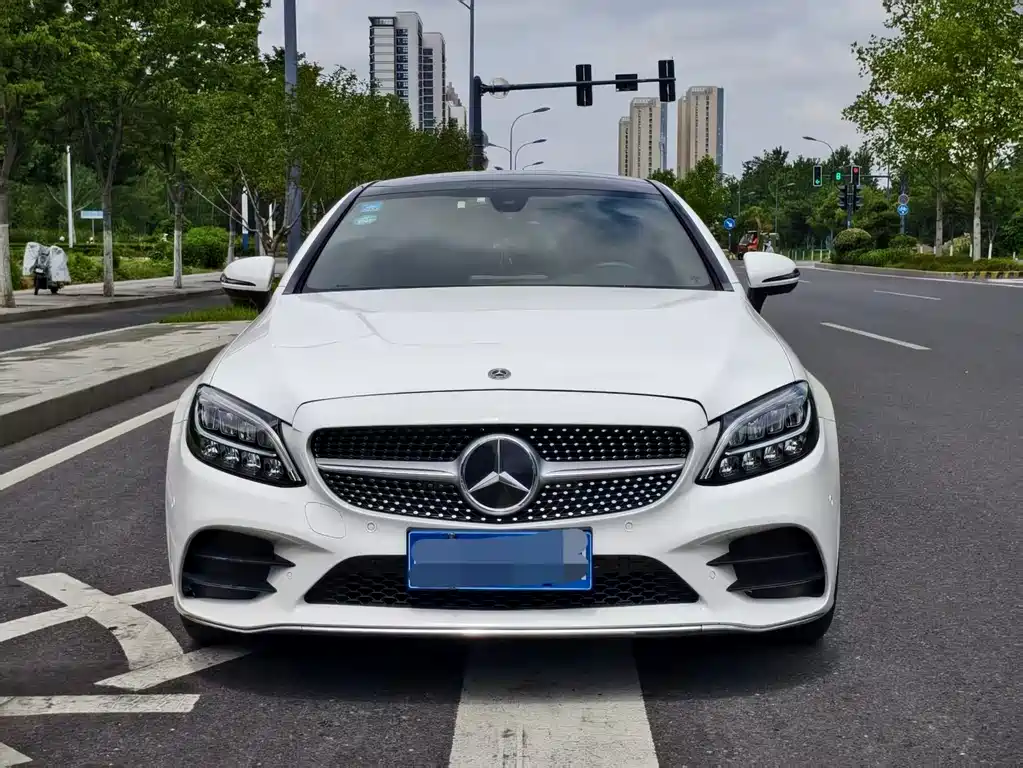 Mercedes-Benz C-Class 2020