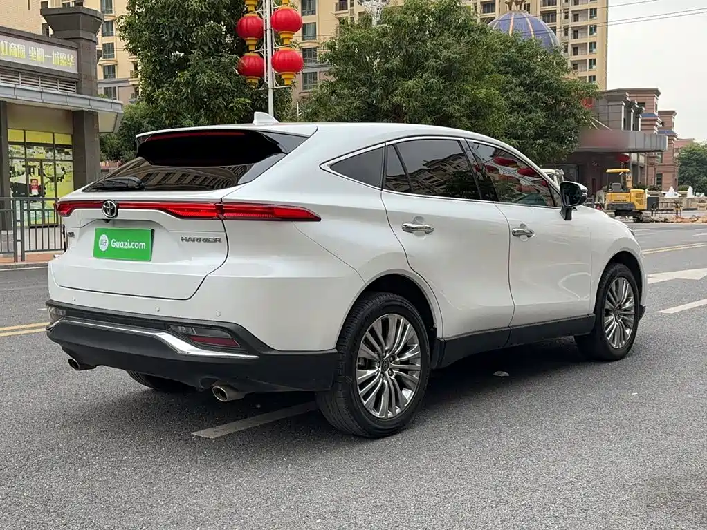 Toyota Harrier 2022