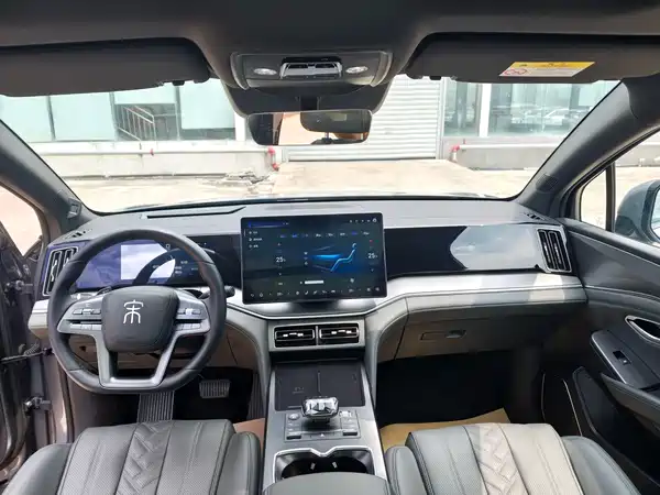 BYD Song L DM-i 2025