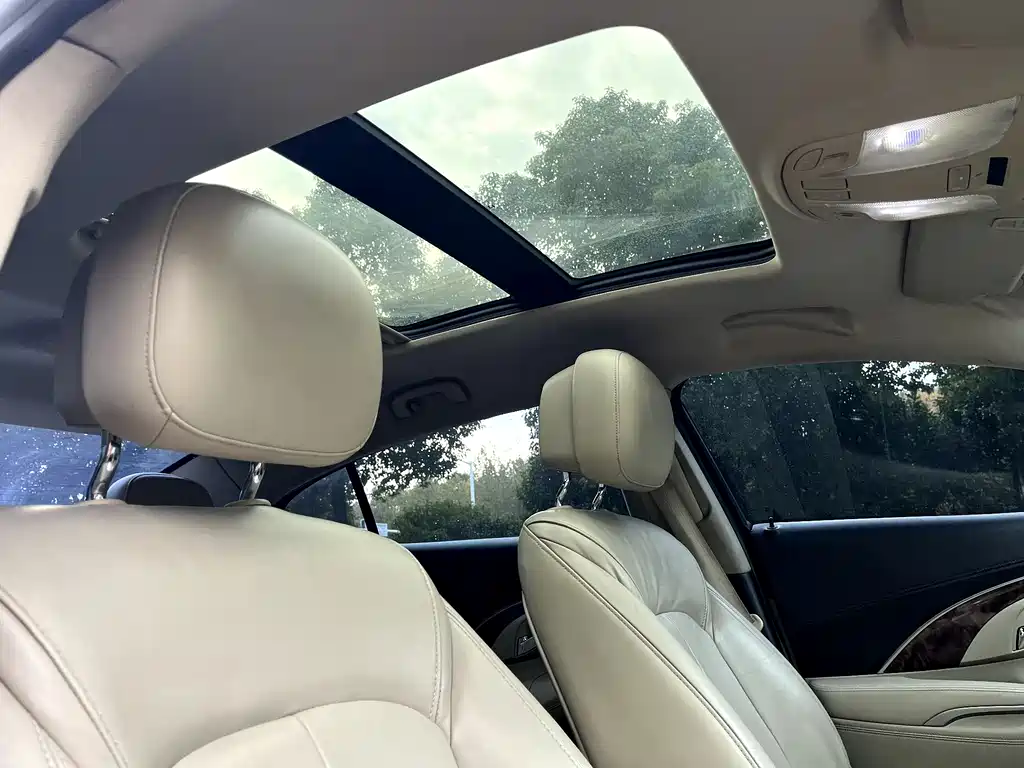 Buick LaCrosse 2015 — фото 16