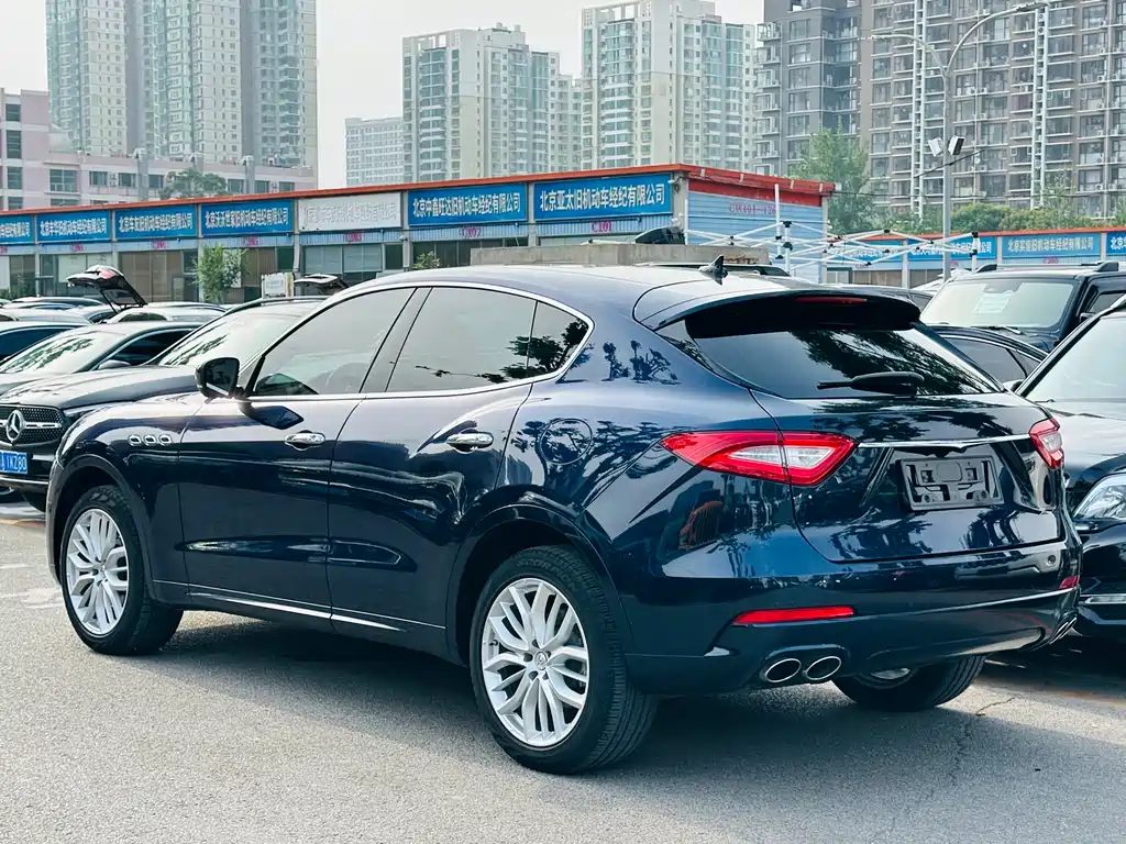 Maserati Levante 2020 — фото 6